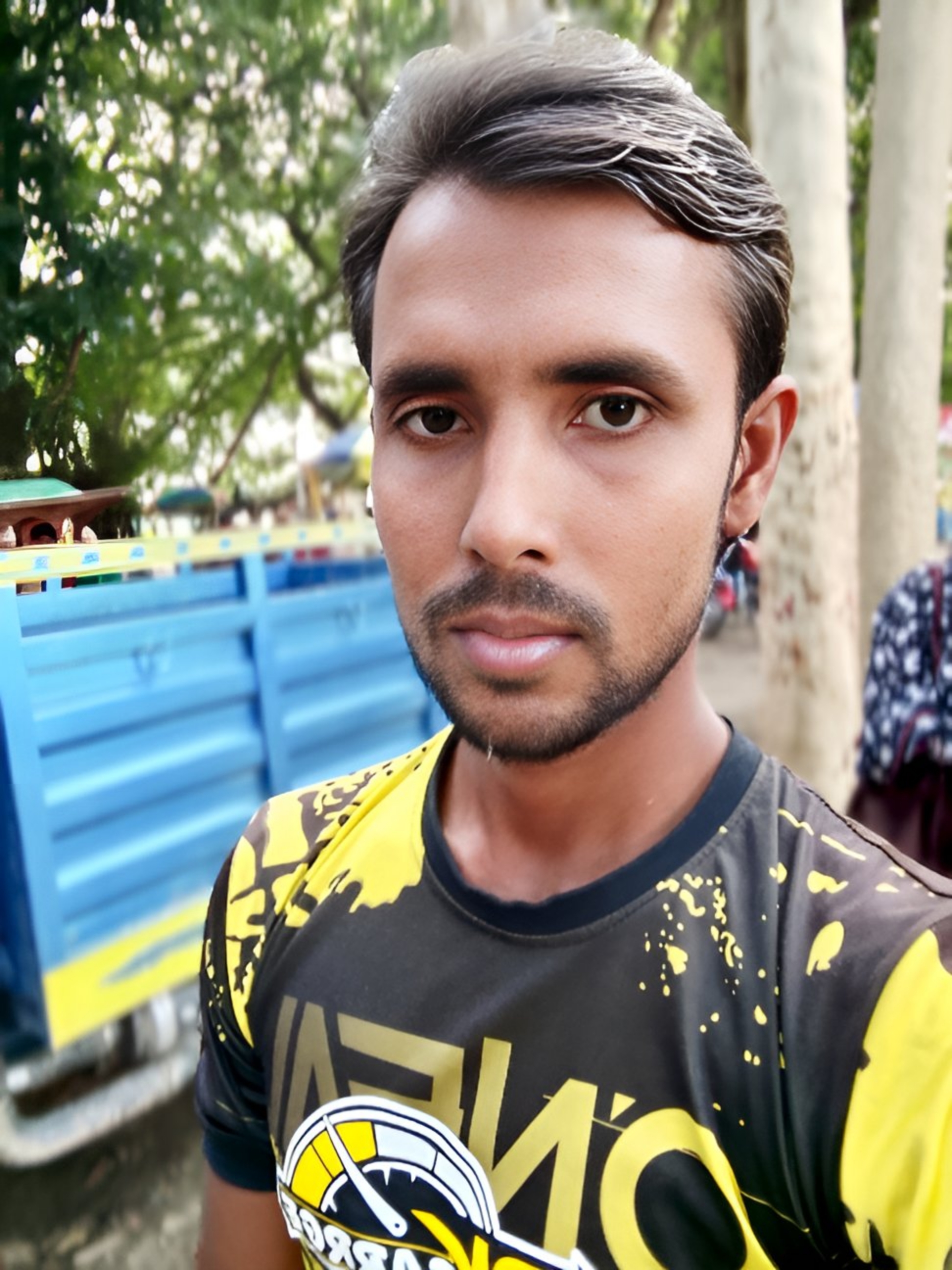 Md Kamal Hoshen