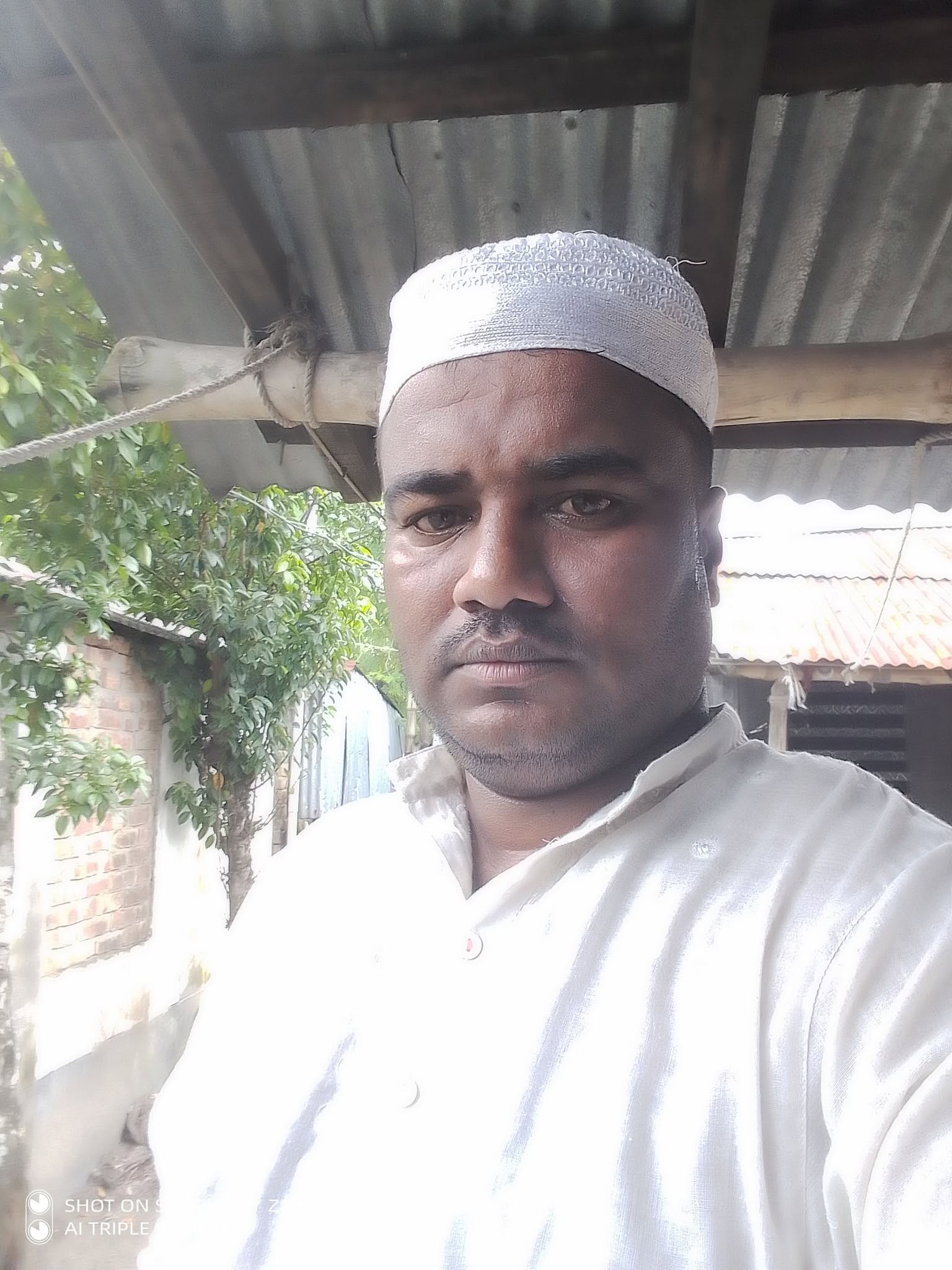 জাহিদ হোসেন